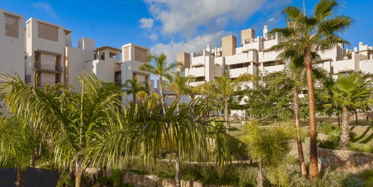 apartment-frontline-beach-estepona-3