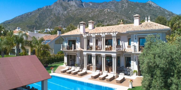 villa-sierra-blanca-norwegian-estates-1