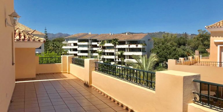 duplex-penthouse-elviria-norwegian-estates-32