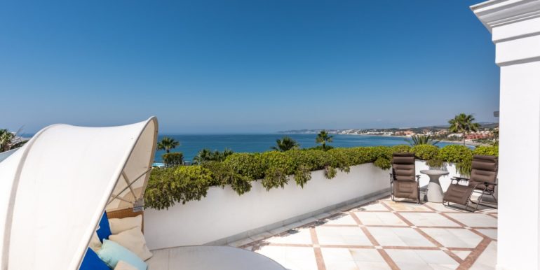 penthouse-beach-estepona-norwegian-estates-17