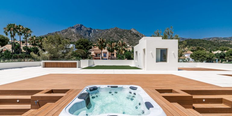 villa-marbella-norwegian-estates-38