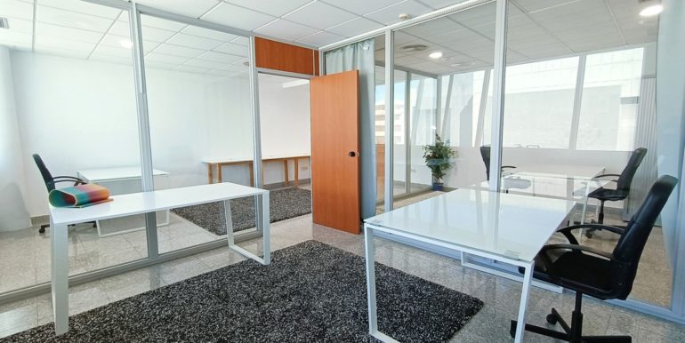 office-puerto-banus-norwegian-estates-2