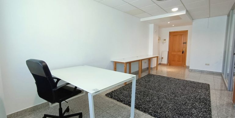 office-puerto-banus-norwegian-estates-5