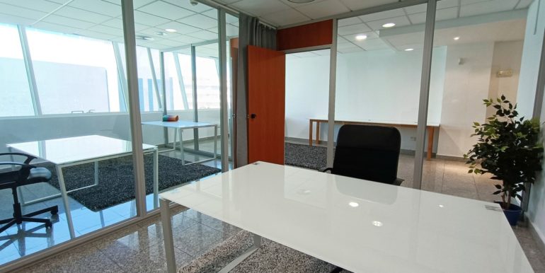 office-puerto-banus-norwegian-estates-9