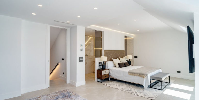 luxury-penthouse-golden-mile-24