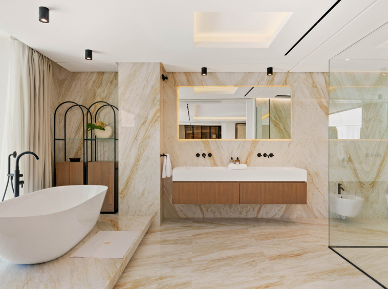 Bathroom - Luxury villa in La Quinta - Norwegian Real Estates in Marbella and Costa del Sol