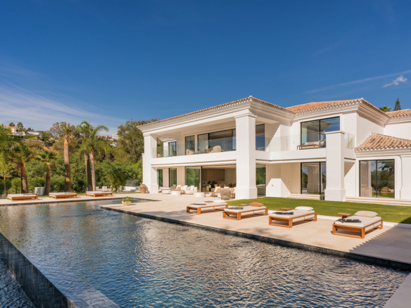 Luxury villa in La Quinta - Norwegian Real Estates in Marbella and Costa del Sol