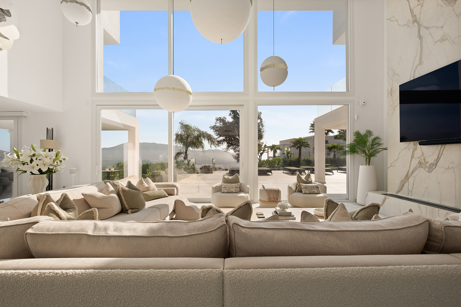 Villa for sale in La Mairena - Norwegian Estates