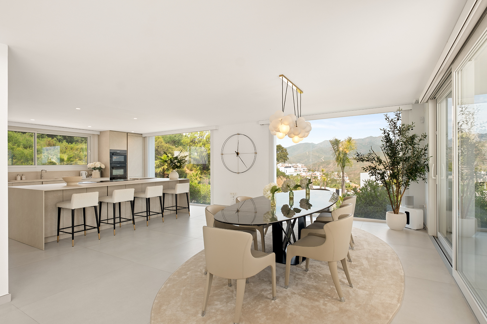 Villa for sale in La Mairena - Norwegian Estates