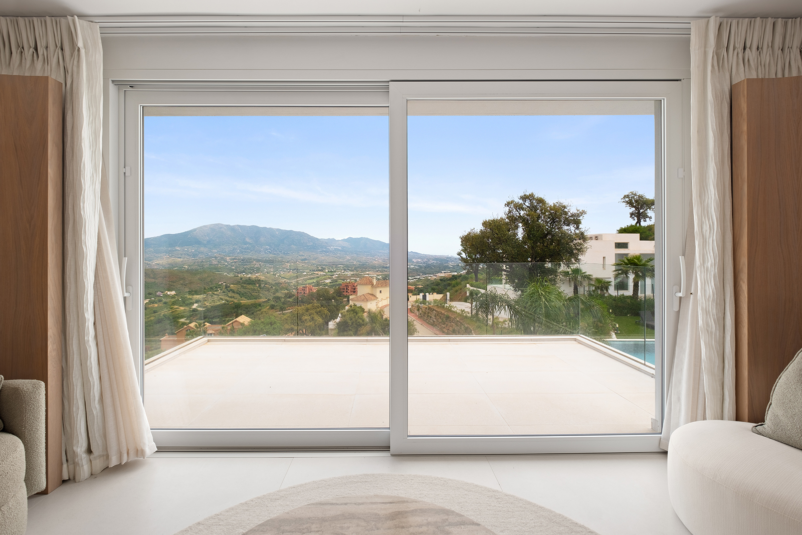Villa for sale in La Mairena - Norwegian Estates